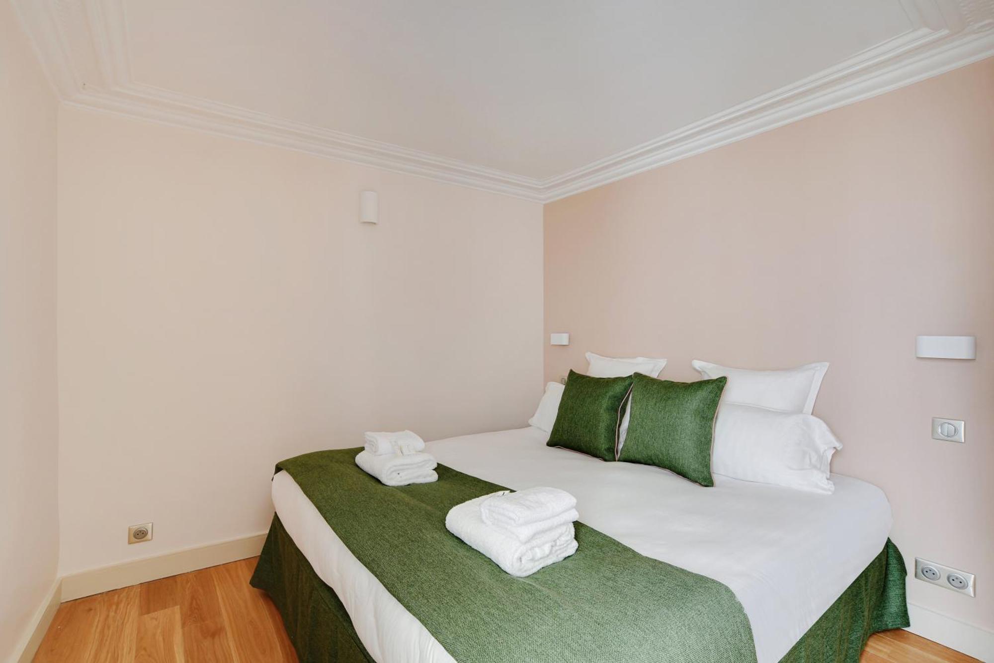 Pick A Flat's In Opera/grands-boulevards - Rue De Provence *